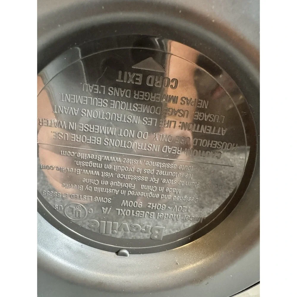 Breville BJE510XL Juice Fountain Multi-Speed 900W Centrifugal Juicer Complete
